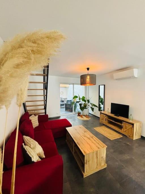 Appartement En Petite Camargue Saint-Laurent-d'Aigouze Luaran gambar